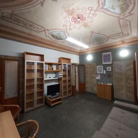 Appartamento Pallavicino Nel Centro Storico Di Cremona Eksteriør billede