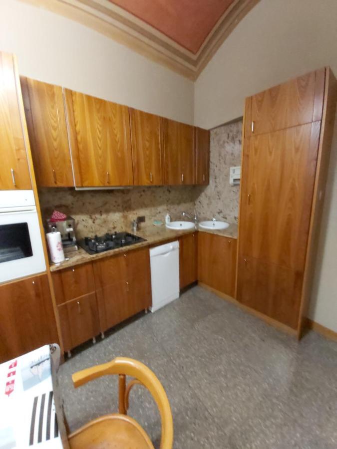 Appartamento Pallavicino Nel Centro Storico Di Cremona Eksteriør billede
